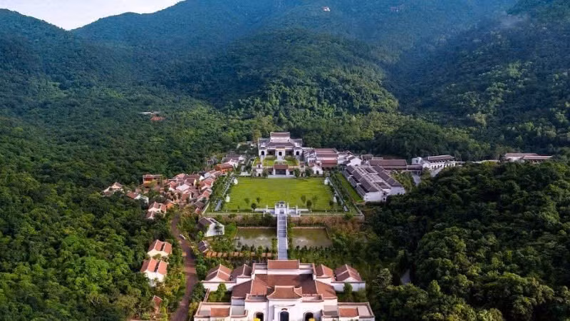 The Yen Tu Historical and Scenic Relic Complex – a UNESCO World Cultural Heritage site.