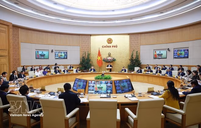 The Government’s regular meeting for January 2026 connected online with localities. (Photo: VNA)