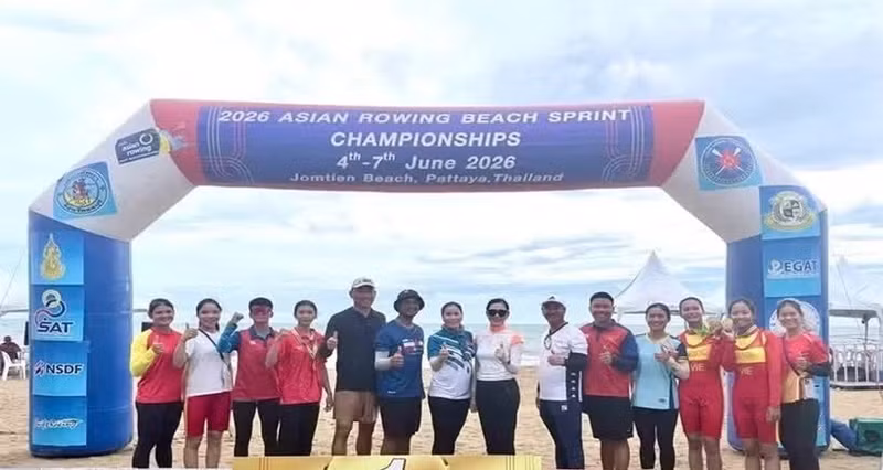 Viet Nam claim two golds at Asian beach rowing championships (Photo: VNA)
