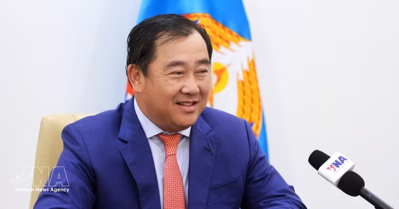 Suos Yara, First Vice Chairman of the External Relations Commission of Cambodian People's Party (CPP) and spokesperson for the CPP, in an interview granted to the Vietnam News Agency (Photo: VNA)