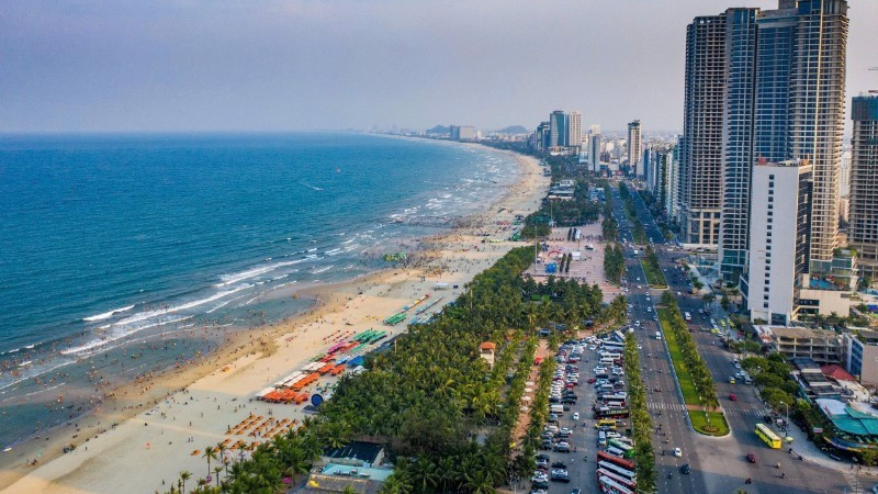 Da Nang steps up efforts to promote its image as a friendly, culturally rich tourism city.