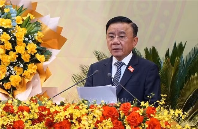 Politburo member, permanent member of the Party Central Committee’s Secretariat Tran Cam Tu speaks at the event. (Photo: VNA)