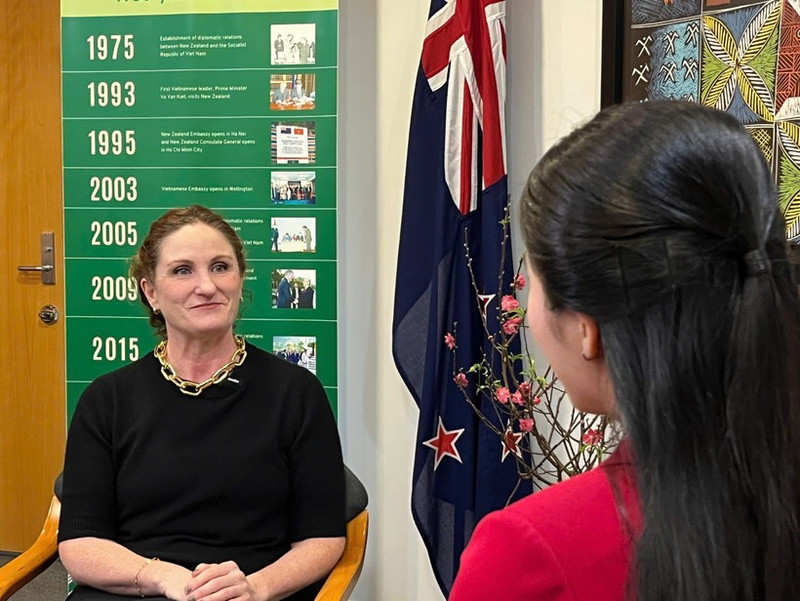 New Zealand Ambassador to Viet Nam Caroline Rachel Beresford speaks to local media ahead of the Lunar New Year 2026. (Photo courtesy of the New Zealand Embassy in Viet Nam)