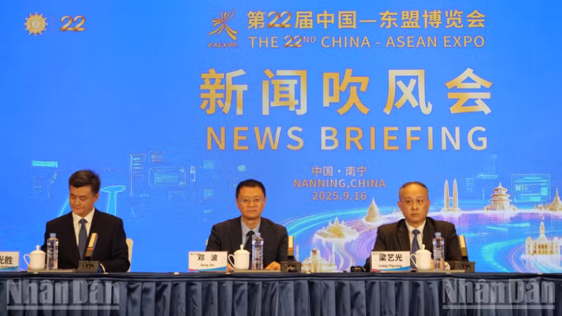 At the press conference on the 22nd China–ASEAN Expo (CAEXPO) held in Nanning, China.