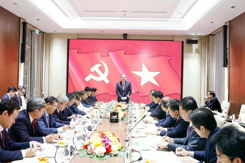 Party General Secretary To Lam speaks at the meeting with Vietnamese ambassadors and heads of representative missions abroad (Photo: VNA)