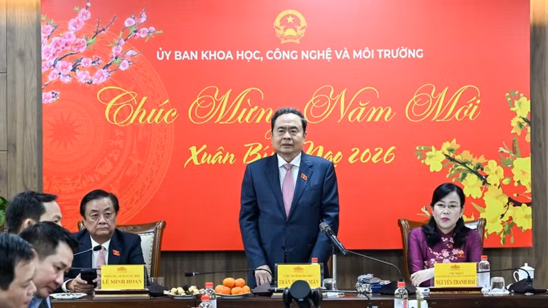 Tran Thanh Man delivers Lunar New Year greetings and assigns tasks to the NA’s Committee for Science, Technology, and Environment. (Photo: DUY LINH)