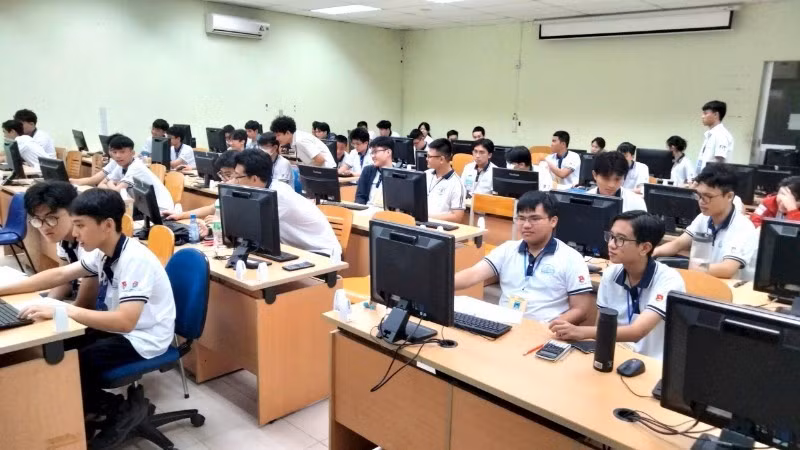 At Ho Chi Minh City Youth Informatics Competition 2025.