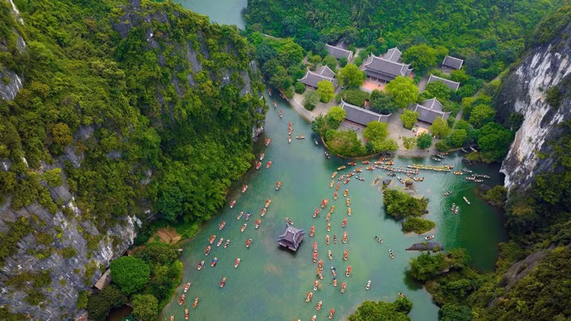 An overview of the Trang An. (Photo: Ninh Binh Department of Tourism)