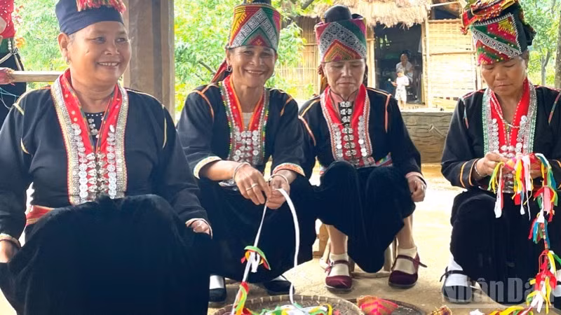 Many highlight events will be held at the Viet Nam National Village for Ethnic Culture and Tourism in October.