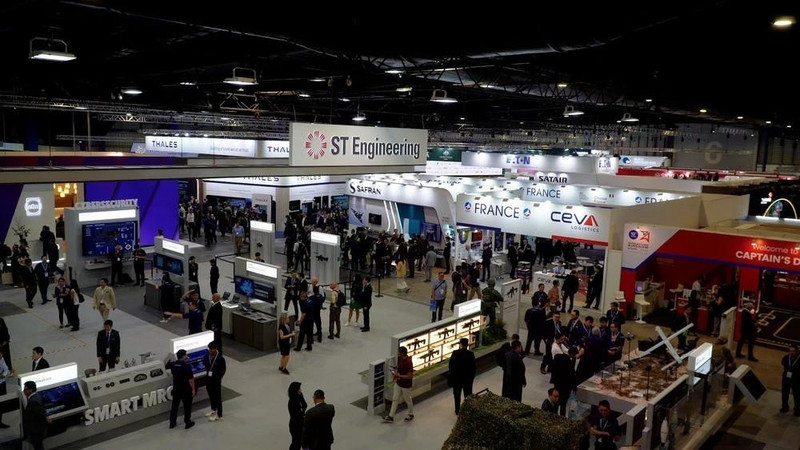 At the 10th Singapore Airshow (Photo: Ministry of National Defence)