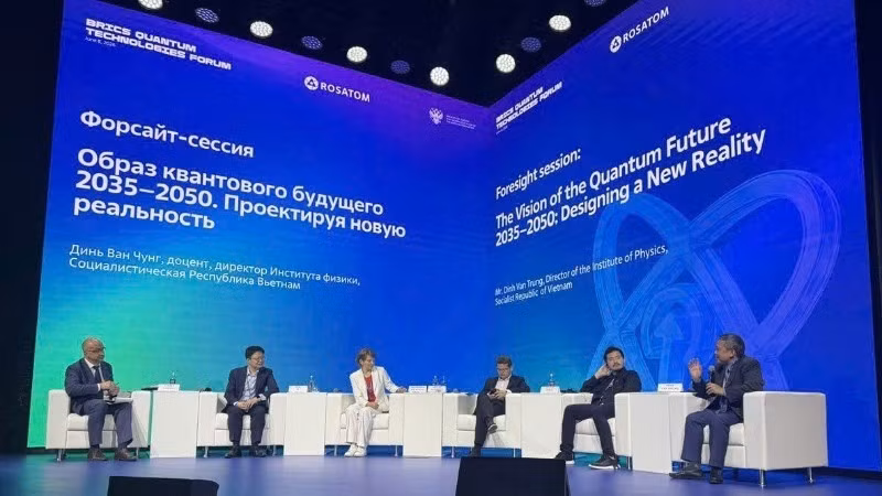 A delegation from the Viet Nam Academy of Science and Technology attends a quantum conference in Russia on June 8, 2026. (Photo: Van Nga)