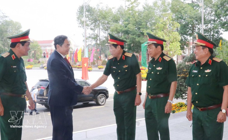 National Assembly Chairman Tran Thanh Man visits the Party Committee and High Command of Military Region 9 in Can Tho city on February 13. (Photo: VNA)