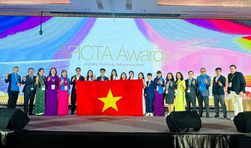 The Viet Nam delegation at the Asia–Pacific ICT Alliance Awards (APICTA Awards 2025).