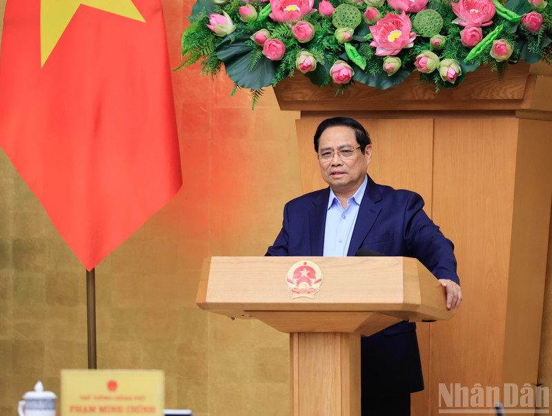 Prime Minister Pham Minh Chinh addresses the Government’s regular meeting for February on March 4. (Photo: nhandan.vn)