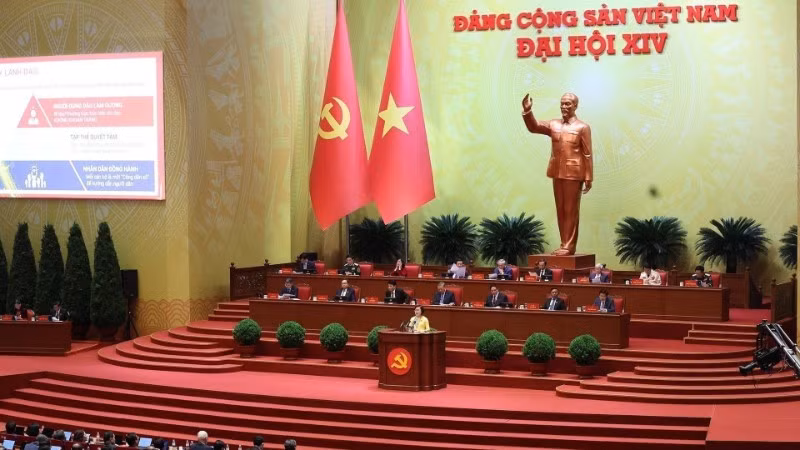 A plenary discussion on Congress documents on the morning of January 21. (Photo: VNA)