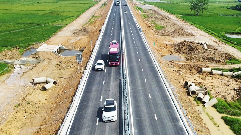Bai Vot–Ham Nghi Expressway project.