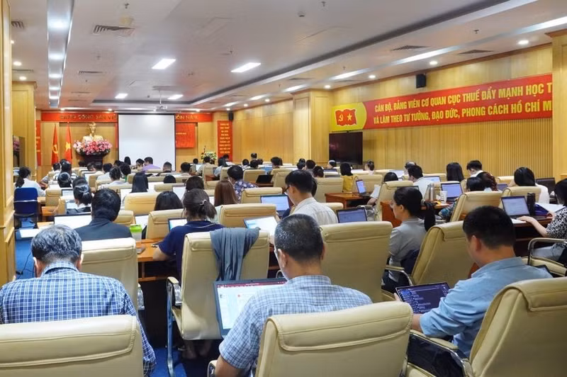 FPT Corporation collaborate with the Department of Technology, Digital Transformation and Automation – General Department of Taxation to urgently complete the migration of data and core information technology systems.