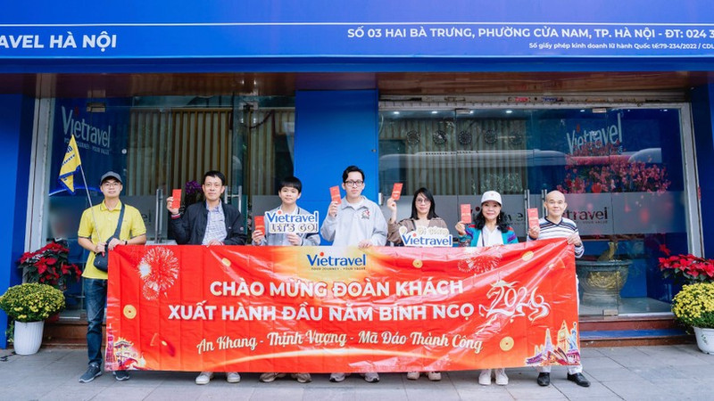 Tour groups depart on the morning of the first day of the Lunar New Year of the Horse.