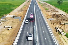 Bai Vot–Ham Nghi Expressway project.