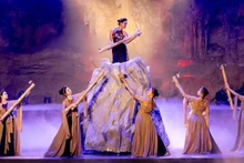 A performance in the real-scene programme “In Search of the Pearl’s Trace” in Quang Ninh. (Photo: Organising Committee)