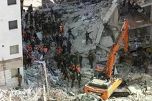 Devastation following Iran's missile attack in Bat Yam, Israel. (Photo: Xinhua/VNA)
