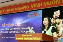 Deputy Foreign Minister Le Thi Thu Hang speaks at the closing ceremony of the Day for Honouring Vietnamese Language in Vietnamese Communities Abroad in 2025. (Photo: KHANH LAN)