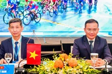 Director of the Department of Physical Training and Sports Nguyen Danh Hoang Viet (left), and Deputy Director Nguyen Hong Minh attend the conference.