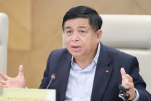 Deputy Prime Minister Nguyen Chi Dung has been assigned as Head of the National Steering Committee for Semiconductor Industry Development.