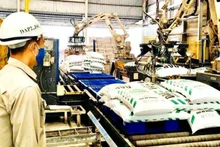 DAP fertilizer production at DAP Joint Stock Company No. 2 - Vinachem. (Photo: Vinachem)