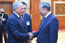 Party General Secretary To Lam receives Chairman of the State Duma of the Federal Assembly of the Russian Federation Vyacheslav Volodin.