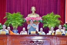 Prime Minister Pham Minh Chinh meets with Can Tho voters (Photo: NDO)