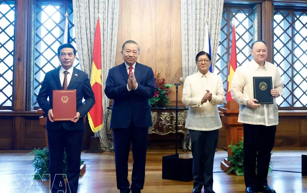 https://en-cdn.nhandan.vn/images/3c6b1d7d6cd77f0dc549536a41e2cb9b1ce95532ea6d6ab5171f08ded2110a07c37abdb188e63aceb8de3acaff3db7c3b210979a02378495c655160931f18fcc/img-3062.jpg.webp