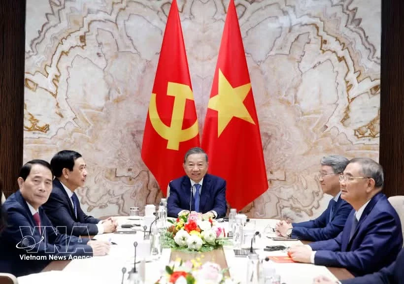 Top Vietnamese leader affirms high regard for ties with Switzerland during phone talks? — GLOBAL — ERYU PROJECT