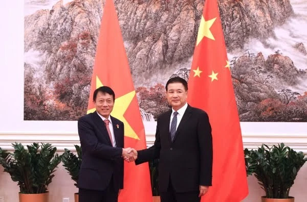 Vietnam, China commit to deeper security cooperation