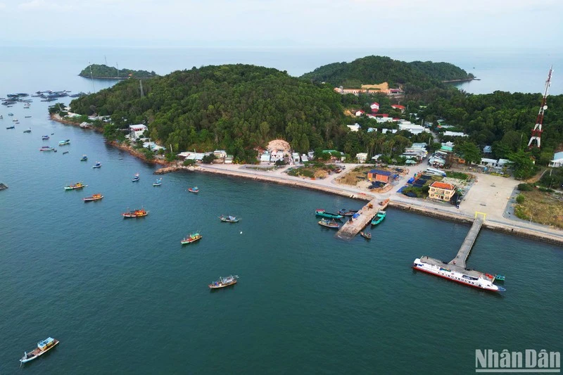 In Pictures The Cause Of Teaching In Tien Hai Border Island Commune in-pictures-the-cause-of-teaching-in-tien-hai-border-island-commune