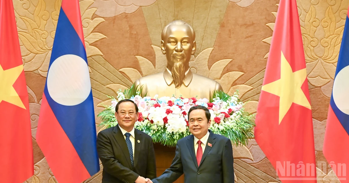 Vietnam, Laos pledge to deepen all-round cooperation
