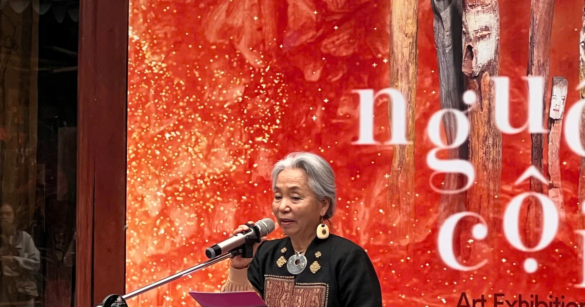 Female painter To Bich Hai opens 'The Origins' exhibition