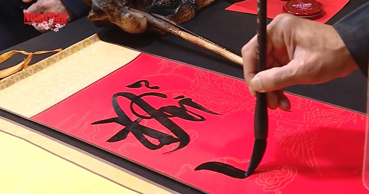 [Video] The Temple of Literature in season of Spring calligraphy