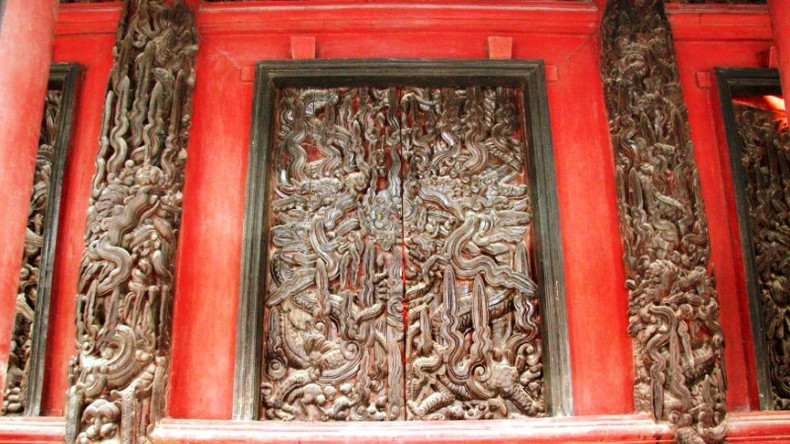 The doors of the front hall of Xam Temple are intricately carved.