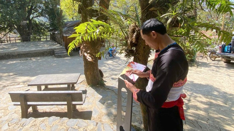 NFC chip board installed in Sin Suoi Ho Village