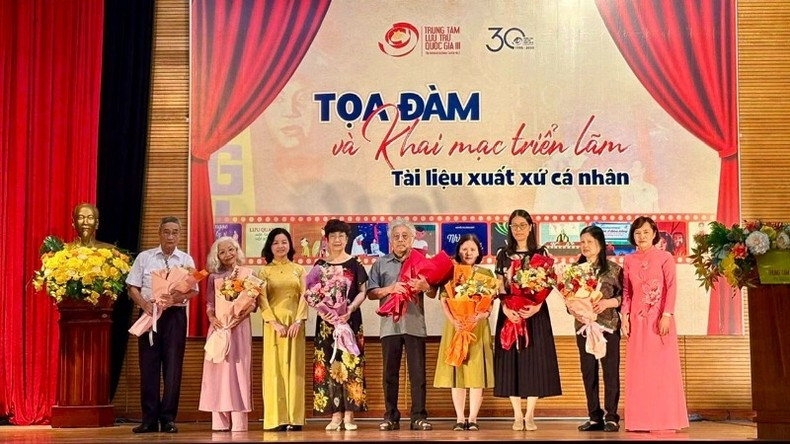 Individuals and representatives of individuals and families have donated documents to the National Archives Centre III.