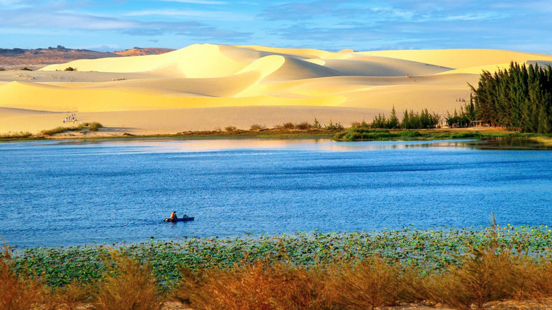 Bau Trang was recognised as a National Scenic Site in 2019 by the Ministry of Culture, Sports and Tourism. Bau Trang was recognised as a National Scenic Site in 2019 by the Ministry of Culture, Sports and Tourism.