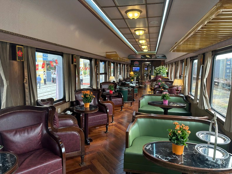 Interior designed with elegance and modern comforts. Interior designed with elegance and modern comforts.