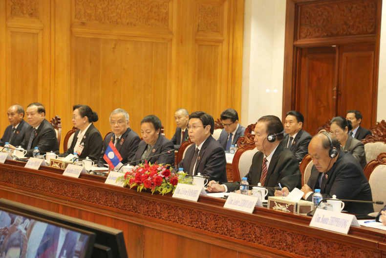 President of the Lao NA Saysomphone Phomvihane and the high-level Lao delegation were also present at the meeting.