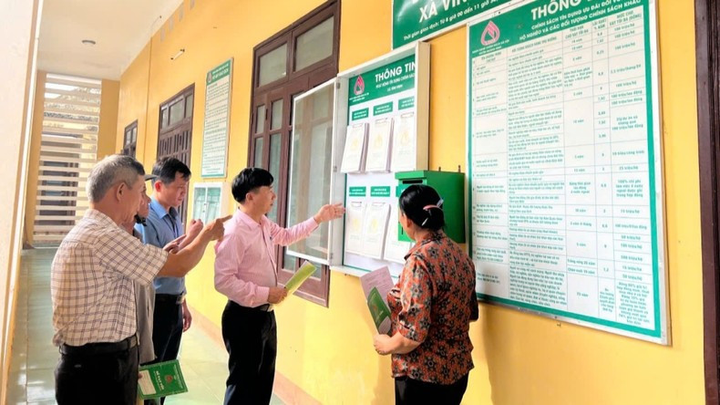 Information about policy credit programmes is publicly posted at commune-level transaction points.