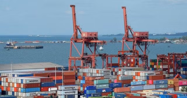 Cambodia's foreign trade volume reached 41 billion USD in the first nine months of 2022, up 18 percent from 34.76 billion dollars in the same period last year, an official report showed on Monday.