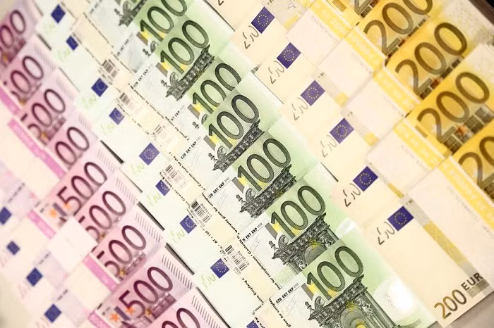 Looking further ahead, there is still an uncertain economic outlook for the euro zone.