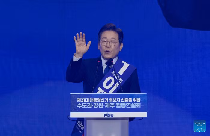 Lee Jae-myung, former chief of the Republic of Korea (RoK)'s Democratic Party, speaks after being elected presidential candidate during the party's national convention in Goyang City, the RoK, April 27, 2025. Lee was elected presidential candidate for the liberal party overwhelmingly, the party said Sunday. (Photo: Xinhua)