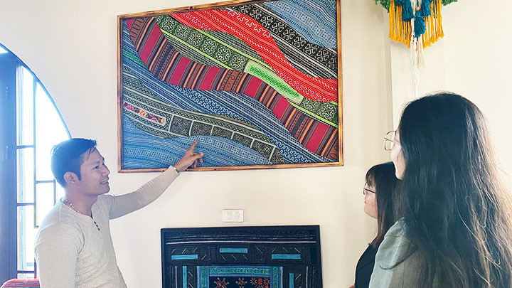 The story of brocade in Vietnam’s northern mountainous region ảnh 1