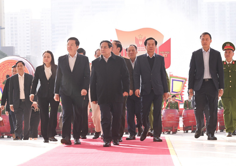 Prime Minister Pham Minh Chinh inspects the preparations for the 11th National Patriotic Emulation Congress.